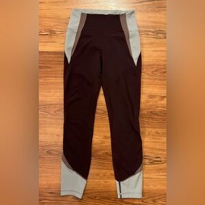 lululemon In Movement High-Rise Tight 25” Size 6